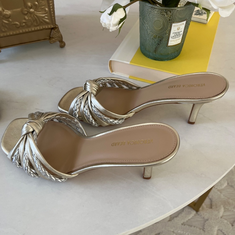 Designer metallic sandals - Picture 7 of 7